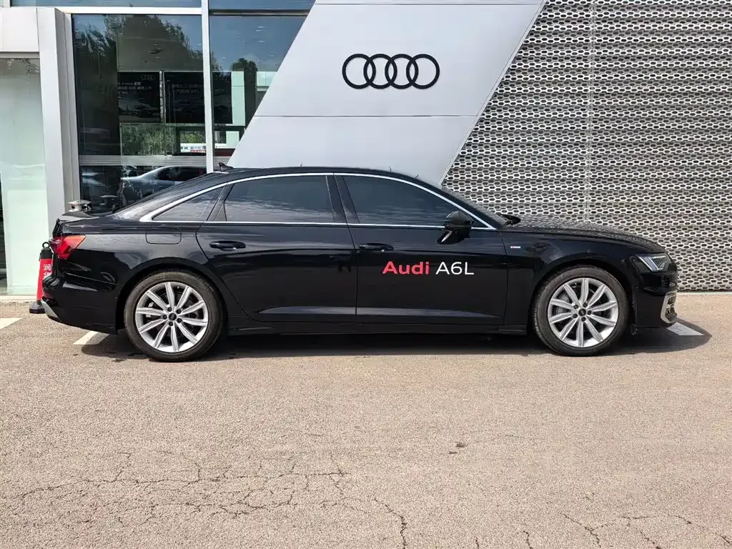 Audi A6L — фото 3