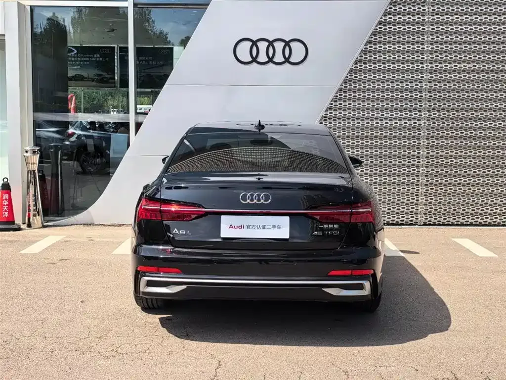 Audi A6L — фото 5