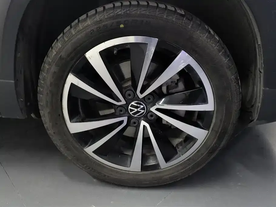 Volkswagen Tharu — фото 6