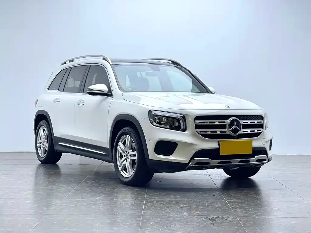 Mercedes-Benz GLB — фото 3