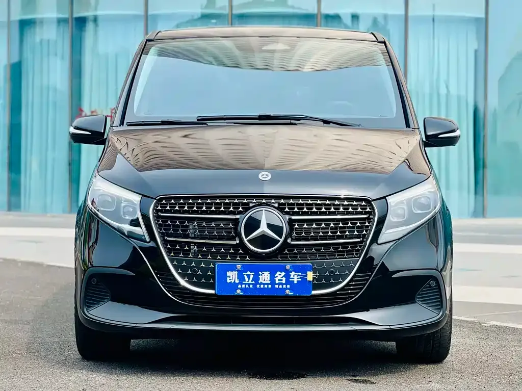 Mercedes-Benz V-Class — фото 2