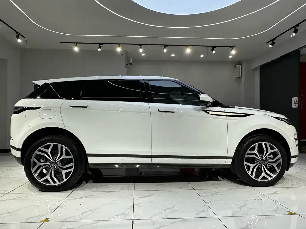 Land Rover Evoque — фото 6