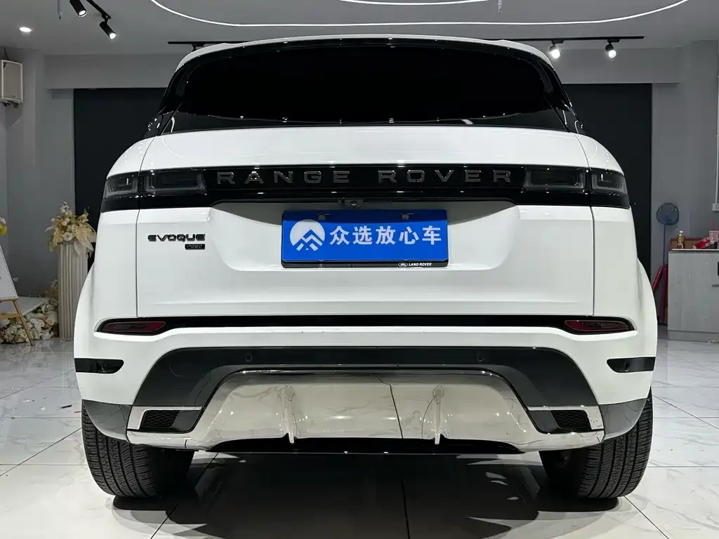 Land Rover Evoque — фото 9