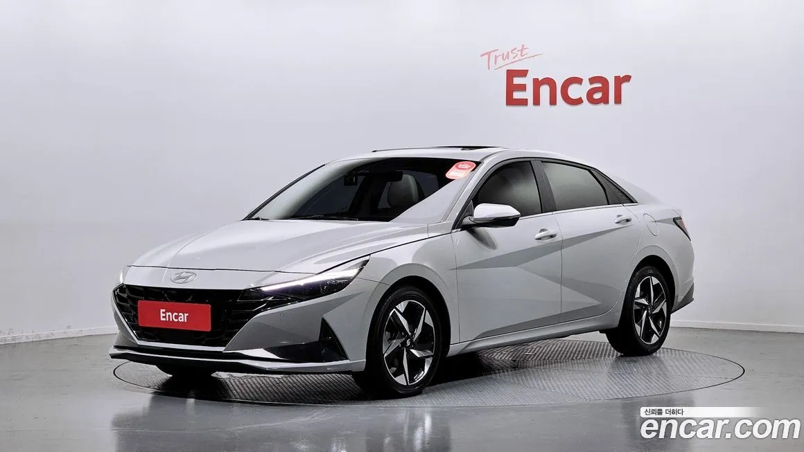 Hyundai AVANTE — фото 1