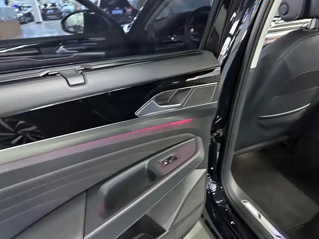 Volkswagen Passat — фото 10