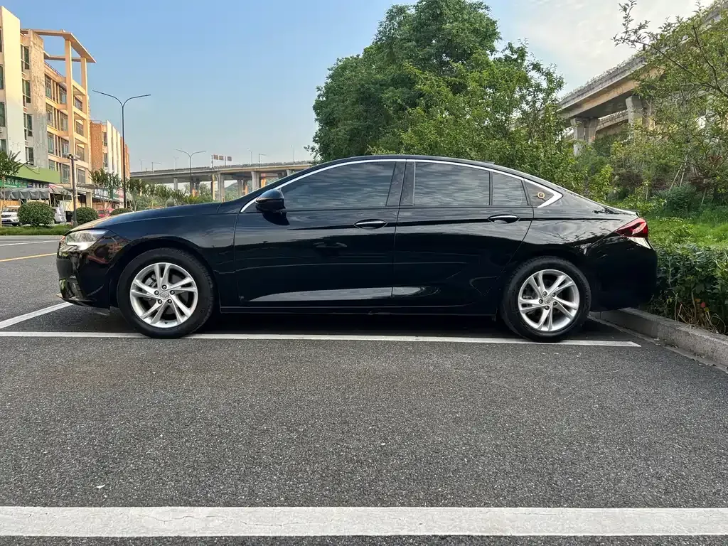 Buick Regal — фото 4