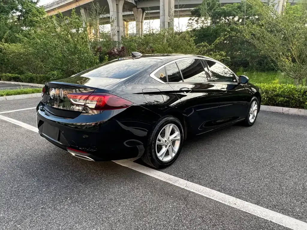 Buick Regal — фото 5