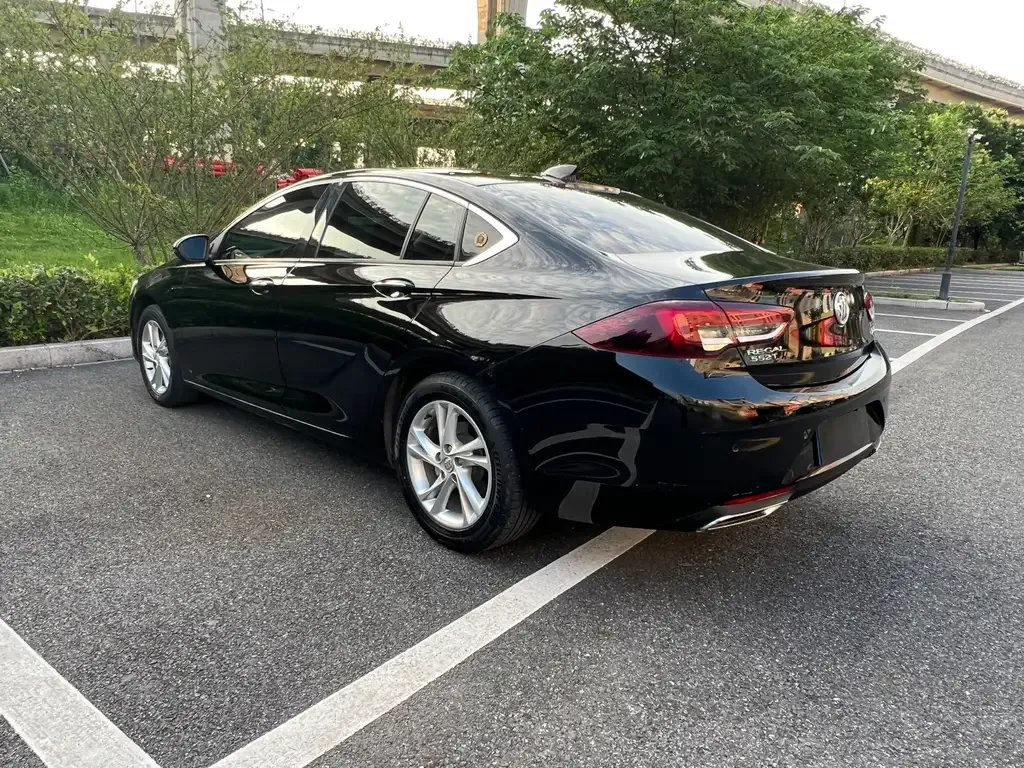 Buick Regal — фото 7
