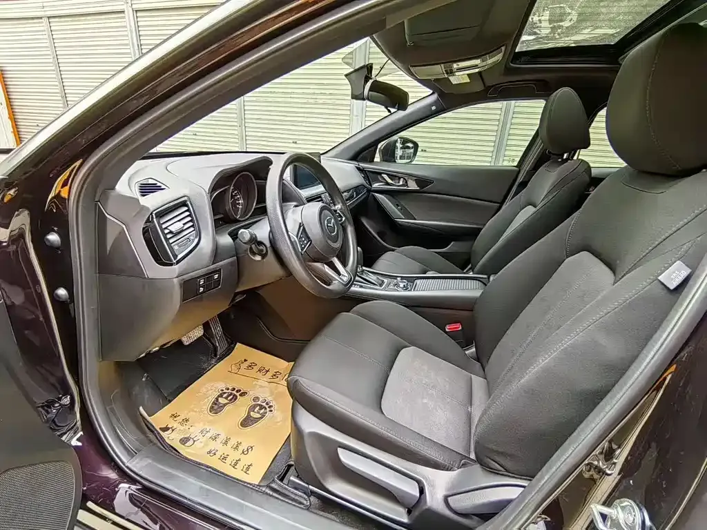 Mazda CX-4 — фото 4