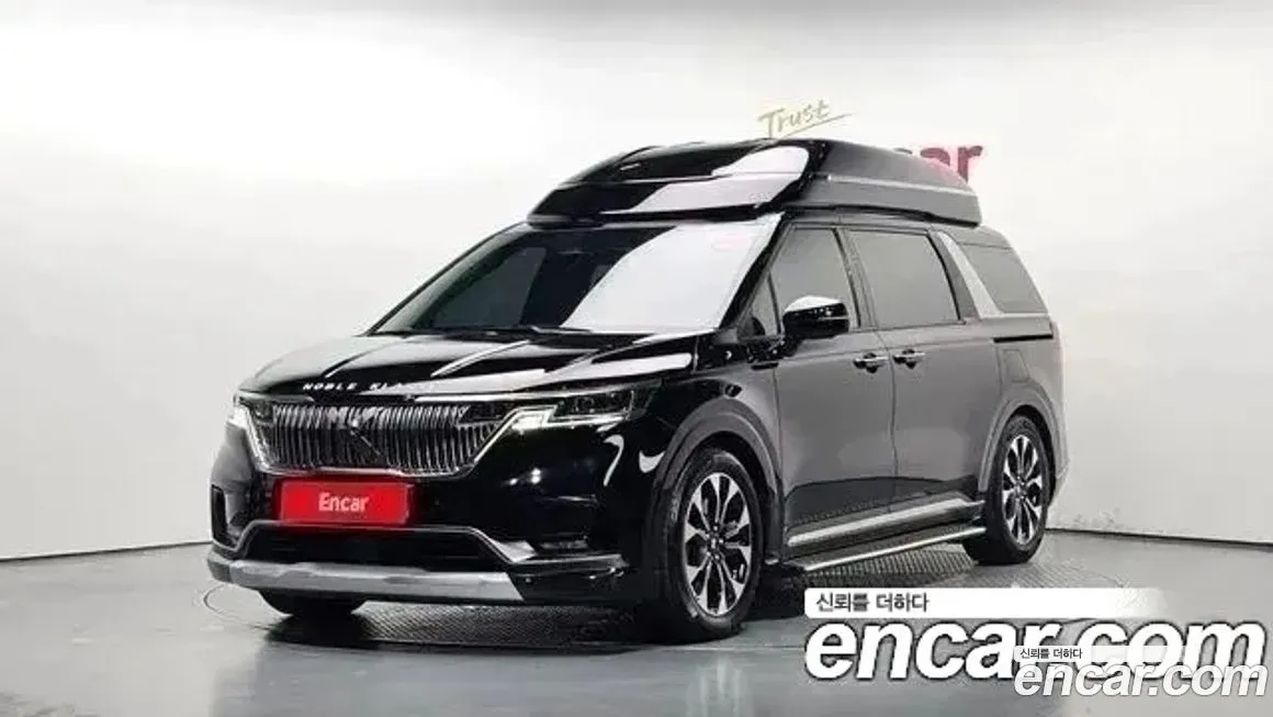 Kia Carnival — фото 1