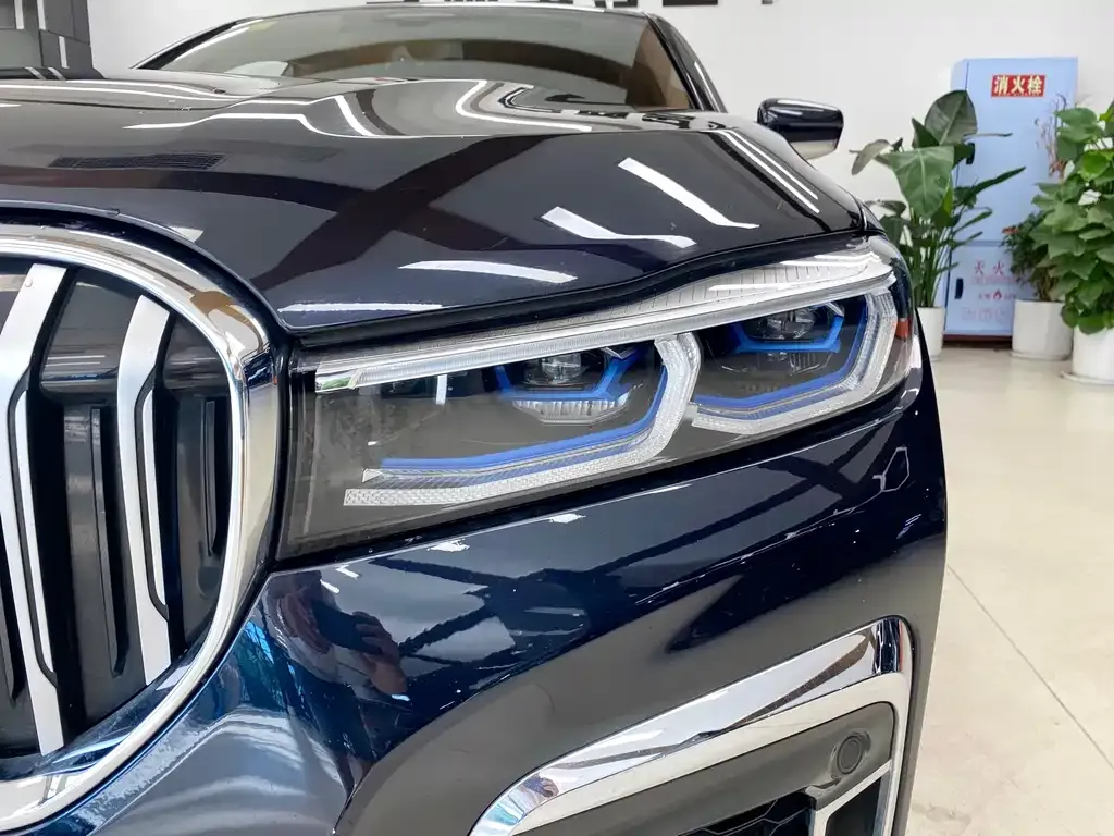 BMW 7 Series — фото 4