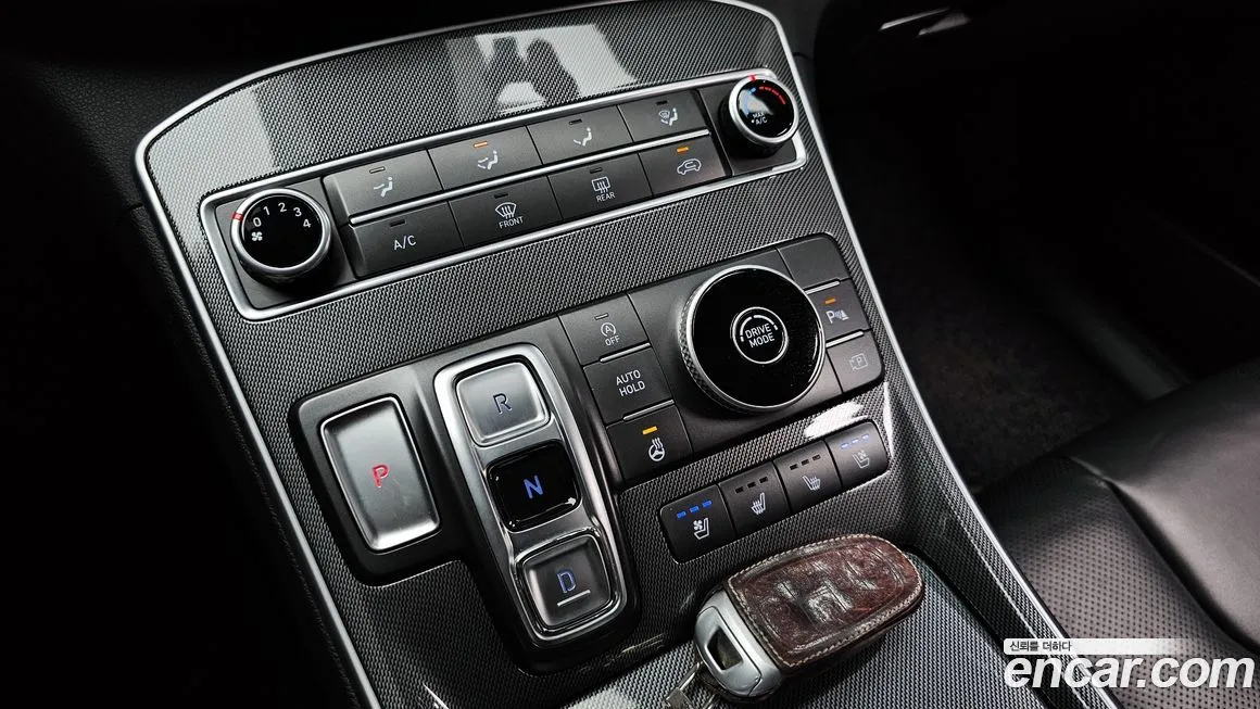 Hyundai Santafe — фото 9