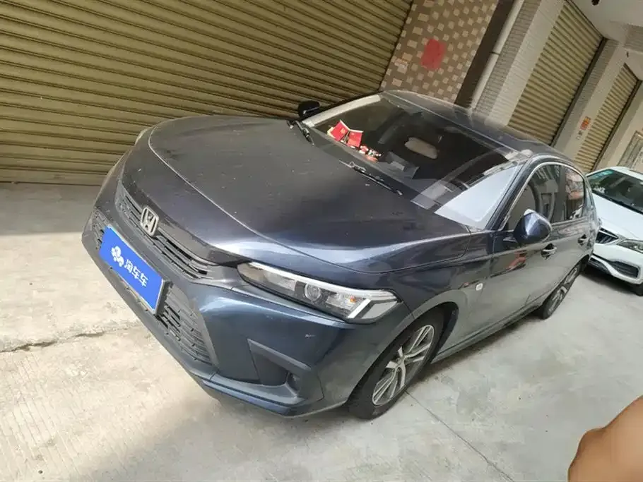 Honda Civic — фото 1