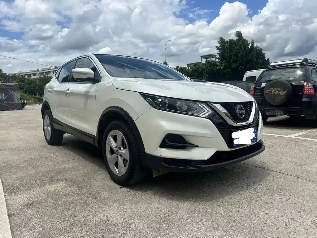 Nissan Qashqai — фото 2