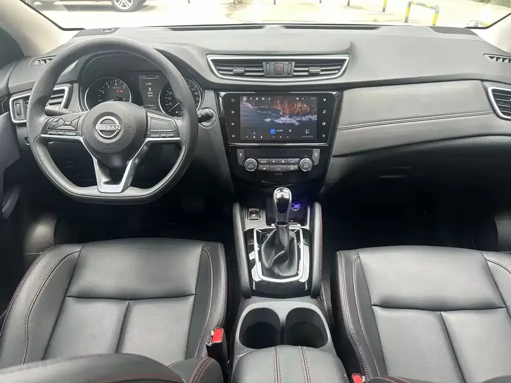 Nissan Qashqai — фото 8