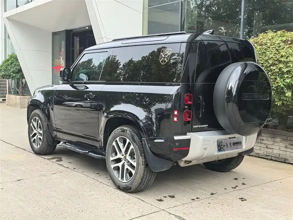 Land Rover Defender — фото 3