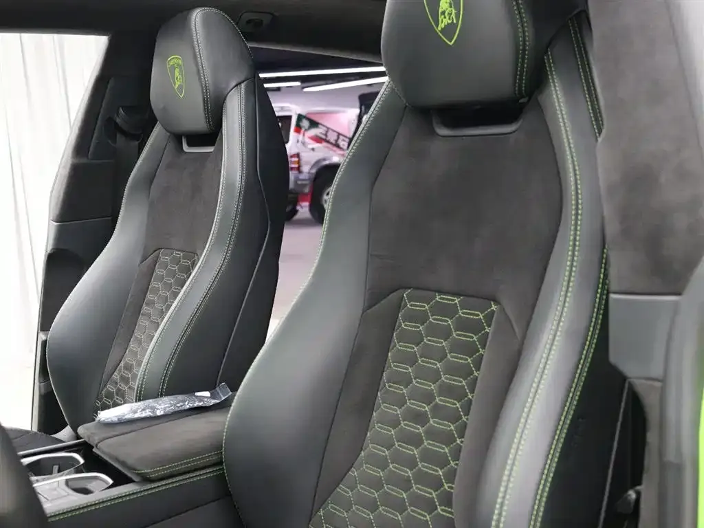 Lamborghini Urus — фото 3