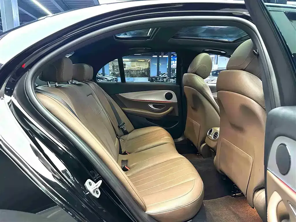 Mercedes-Benz E-Class (Import) — фото 6