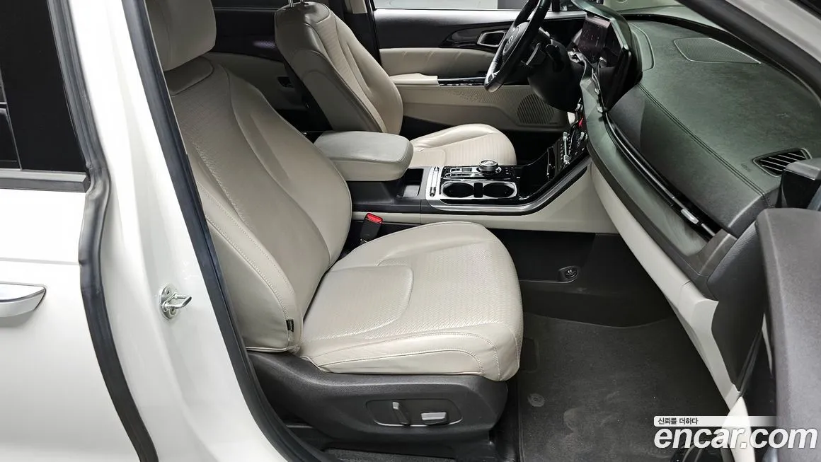 Kia Carnival — фото 10