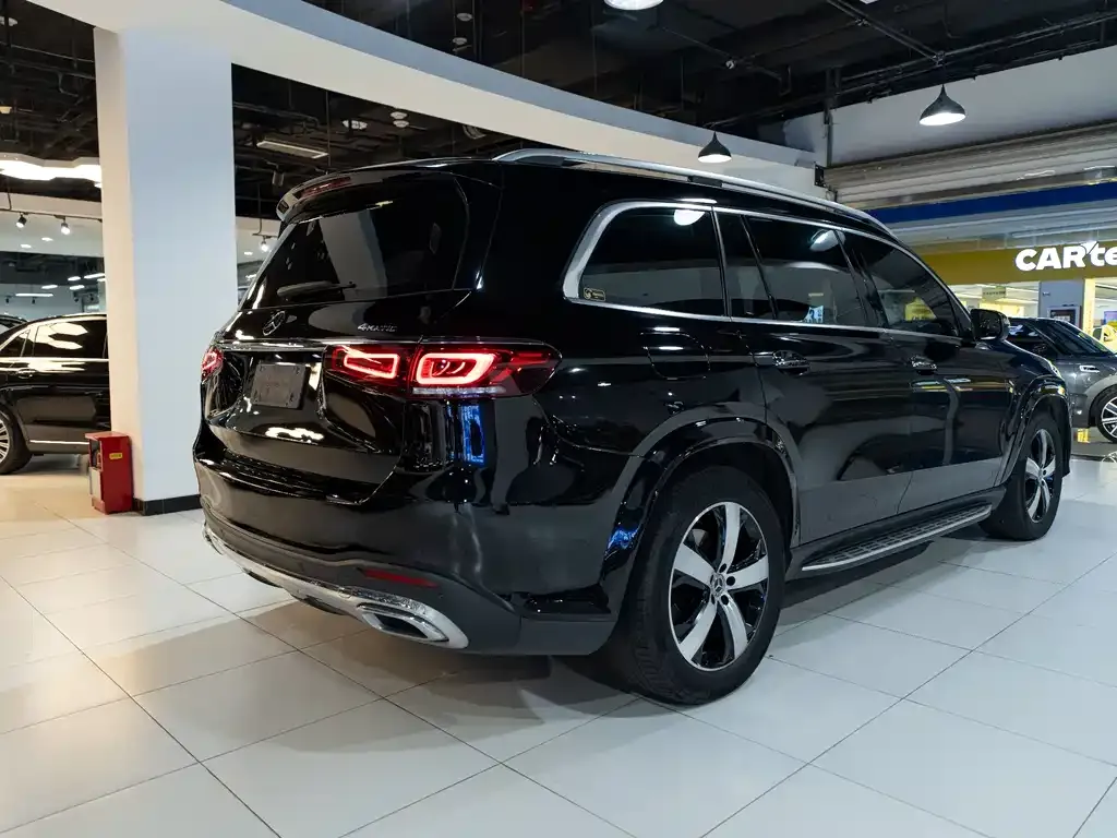 Mercedes-Benz GLS — фото 4