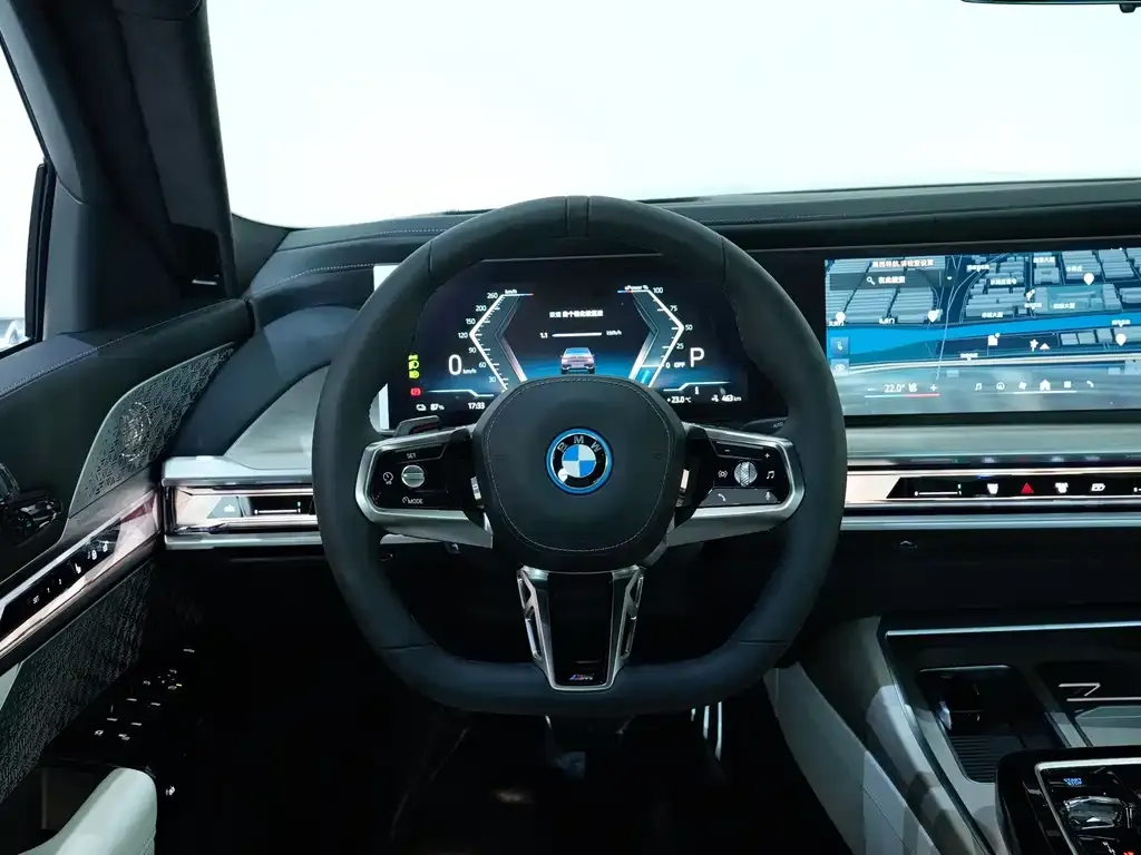 BMW i7 — фото 9