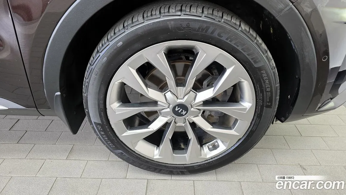 Kia Sorento — фото 5