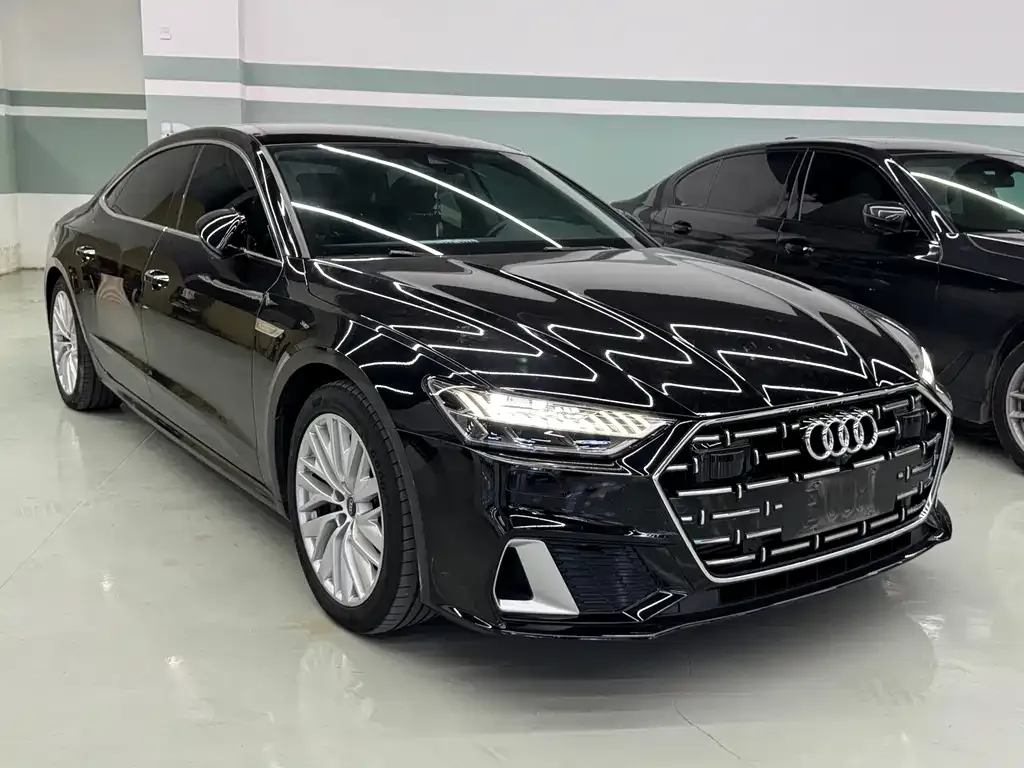 Audi A7L — фото 3