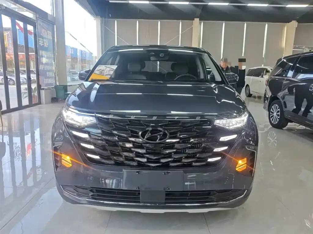 Hyundai Custo — фото 3