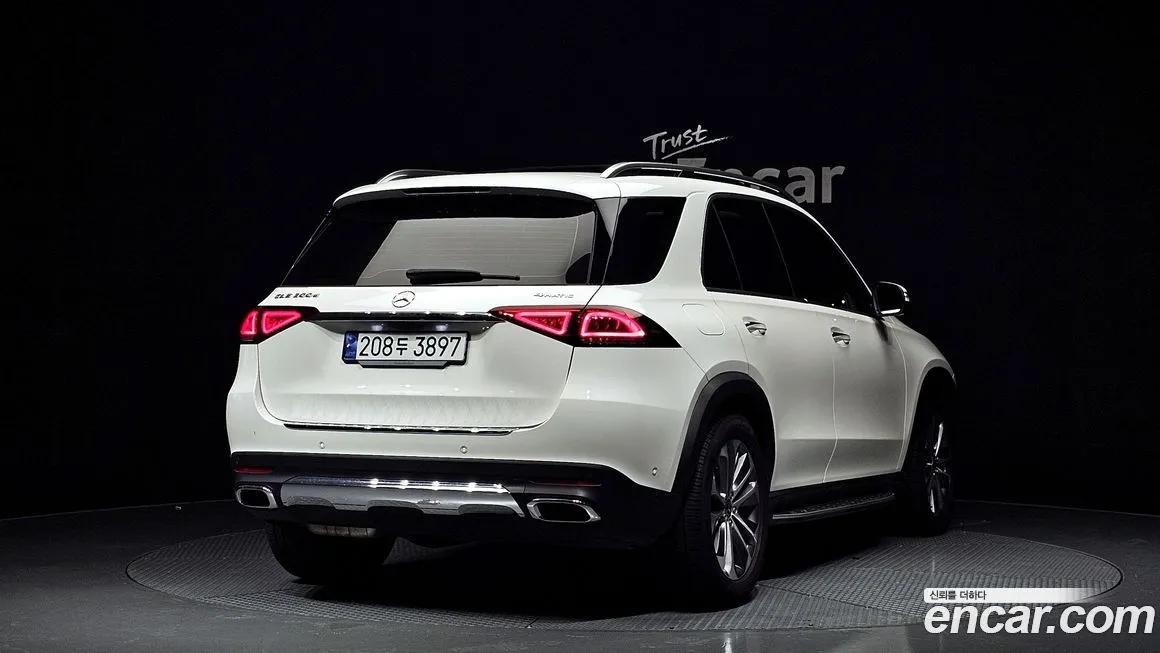 Mercedes-Benz GLE-Class — фото 2