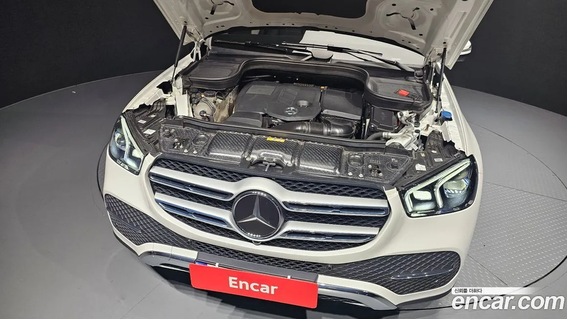 Mercedes-Benz GLE-Class — фото 6