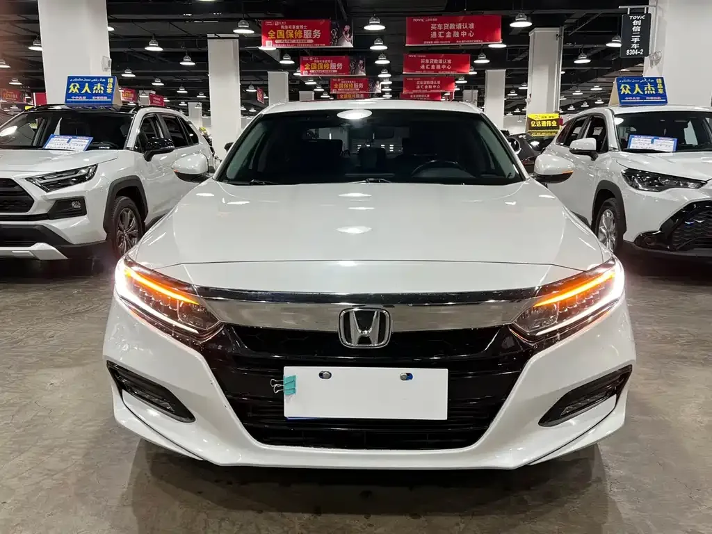 Honda Accord — фото 2