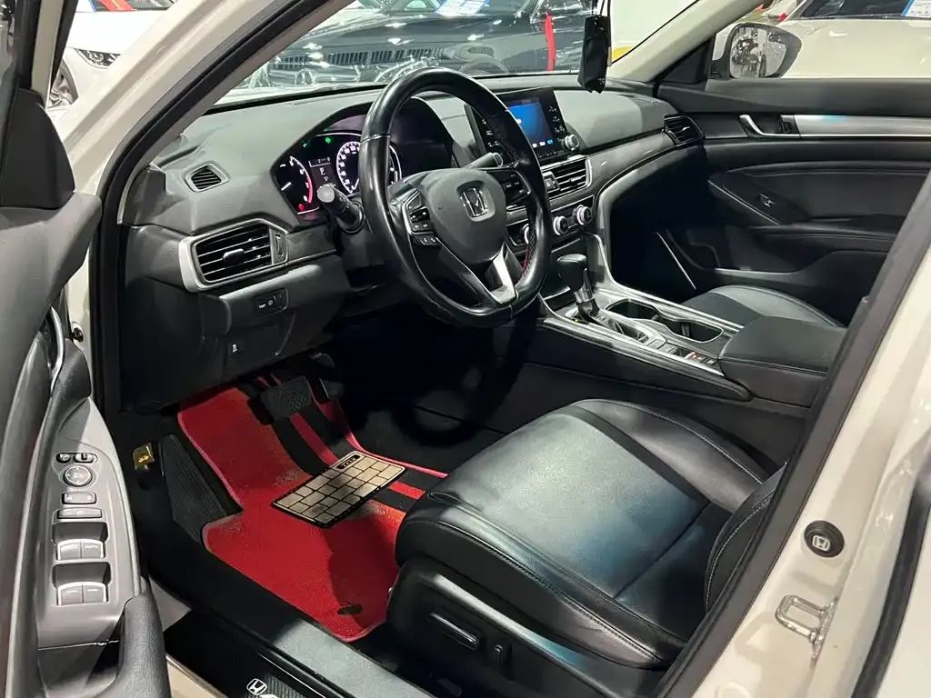 Honda Accord — фото 5