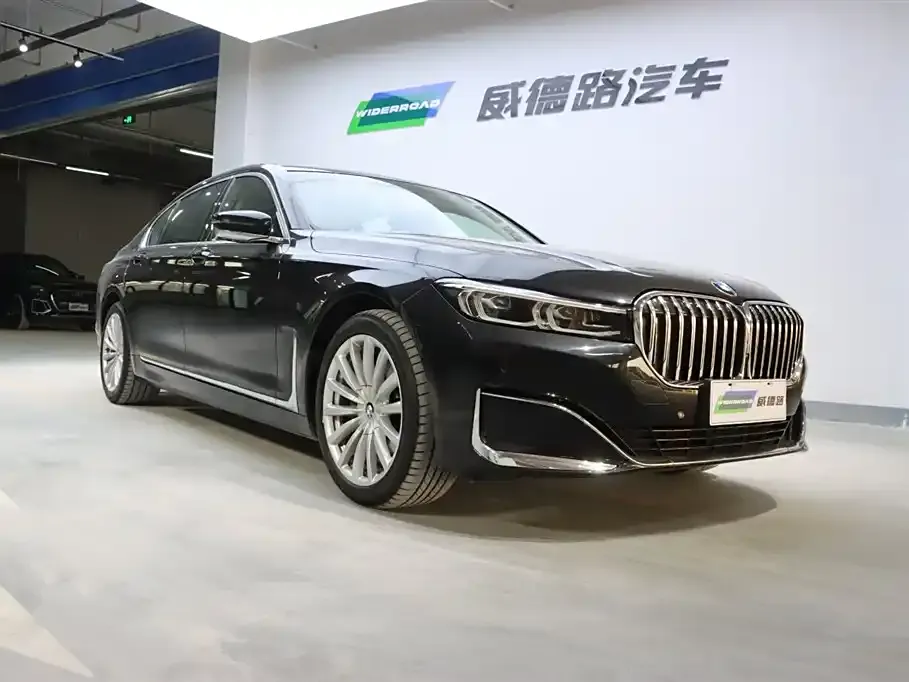 BMW 7 Series — фото 4