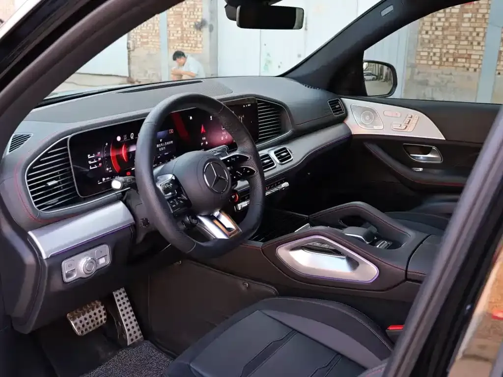 Mercedes-Benz GLE AMG — фото 7