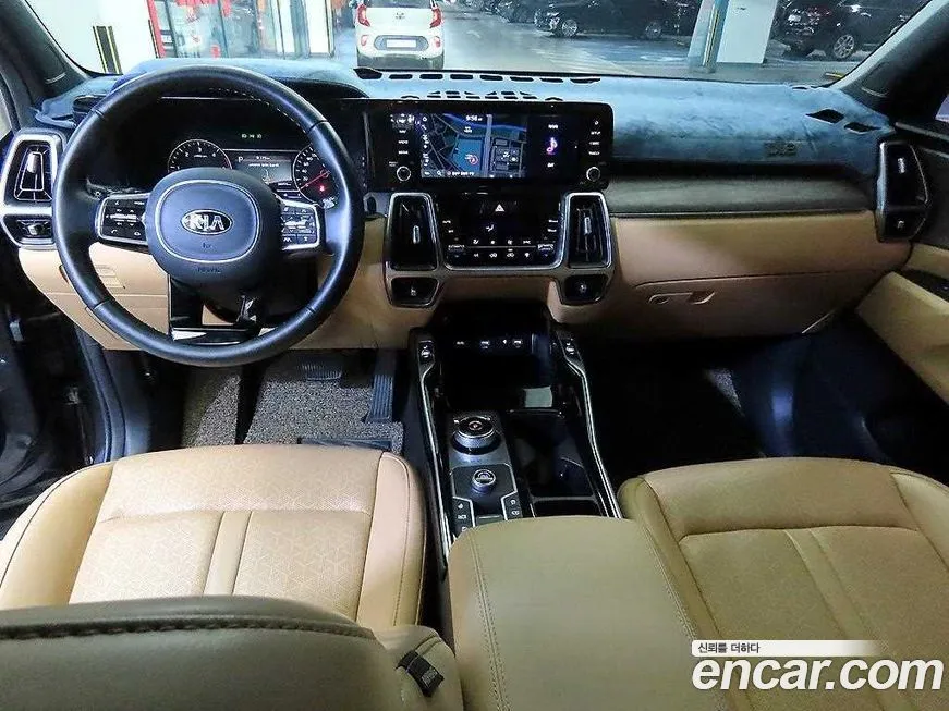 Kia Sorento — фото 10