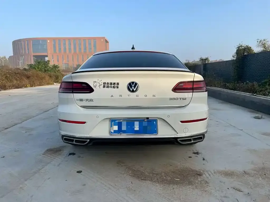 Volkswagen CC — фото 3
