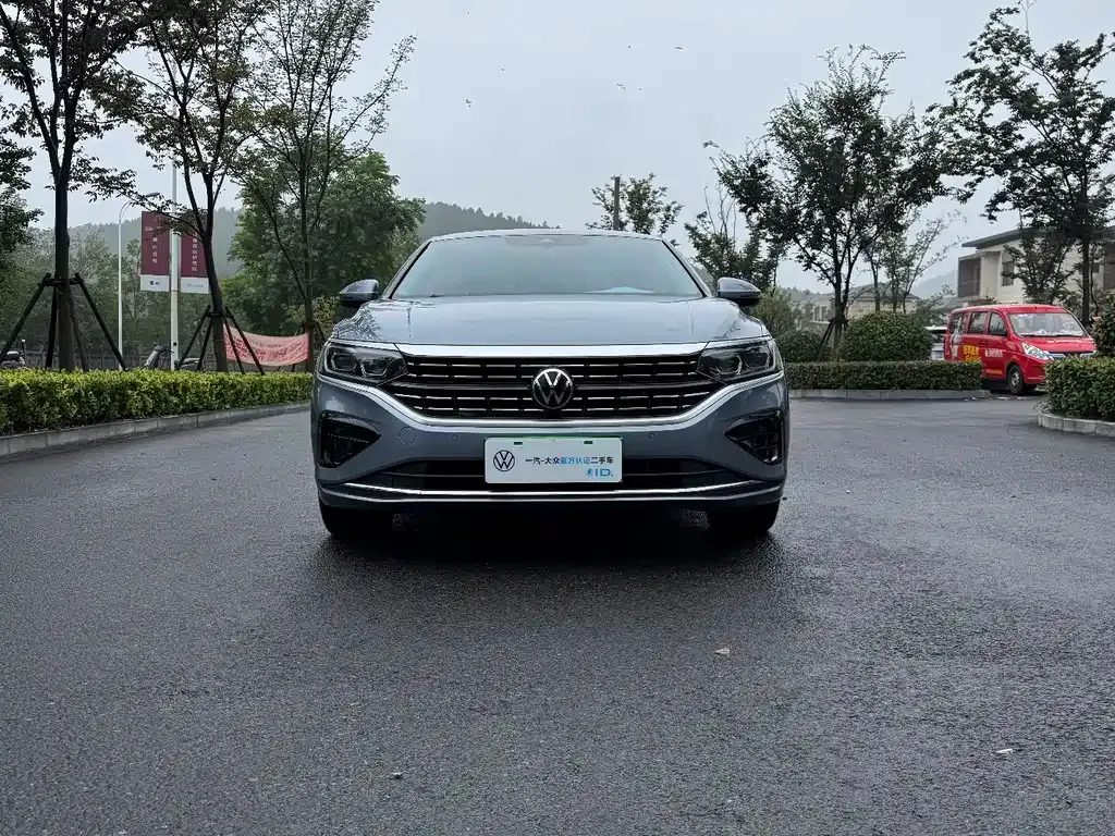 Volkswagen Passat — фото 2