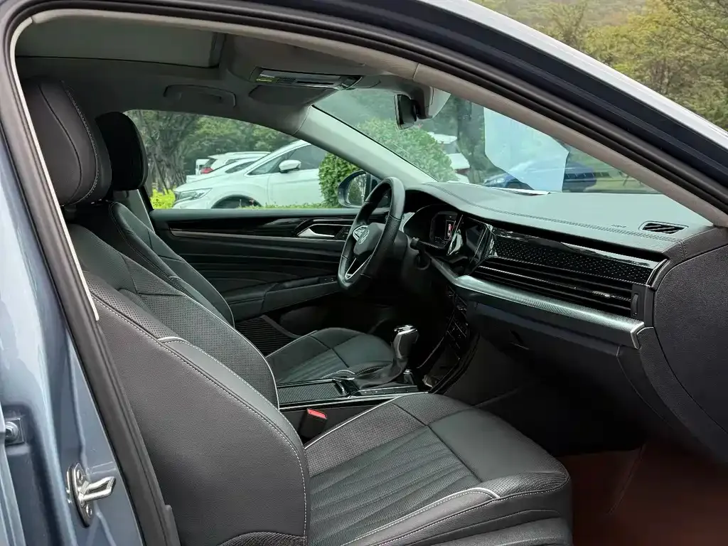 Volkswagen Passat — фото 5
