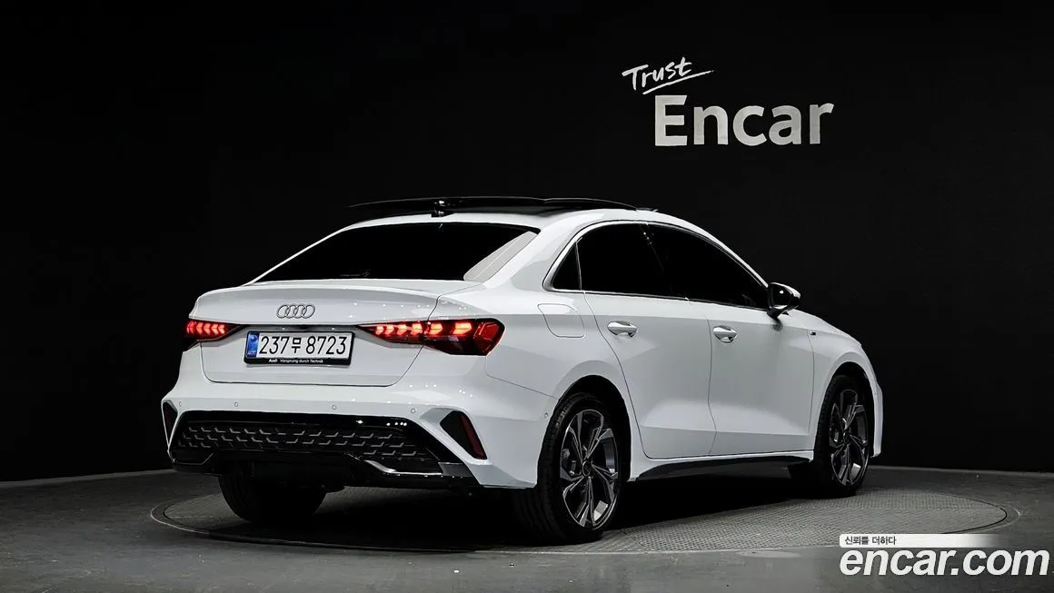 Audi A3 — фото 2
