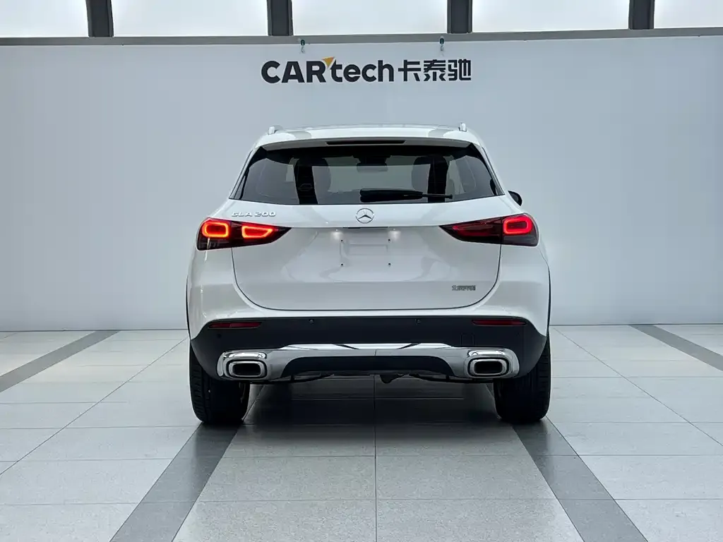 Mercedes-Benz GLA — фото 4