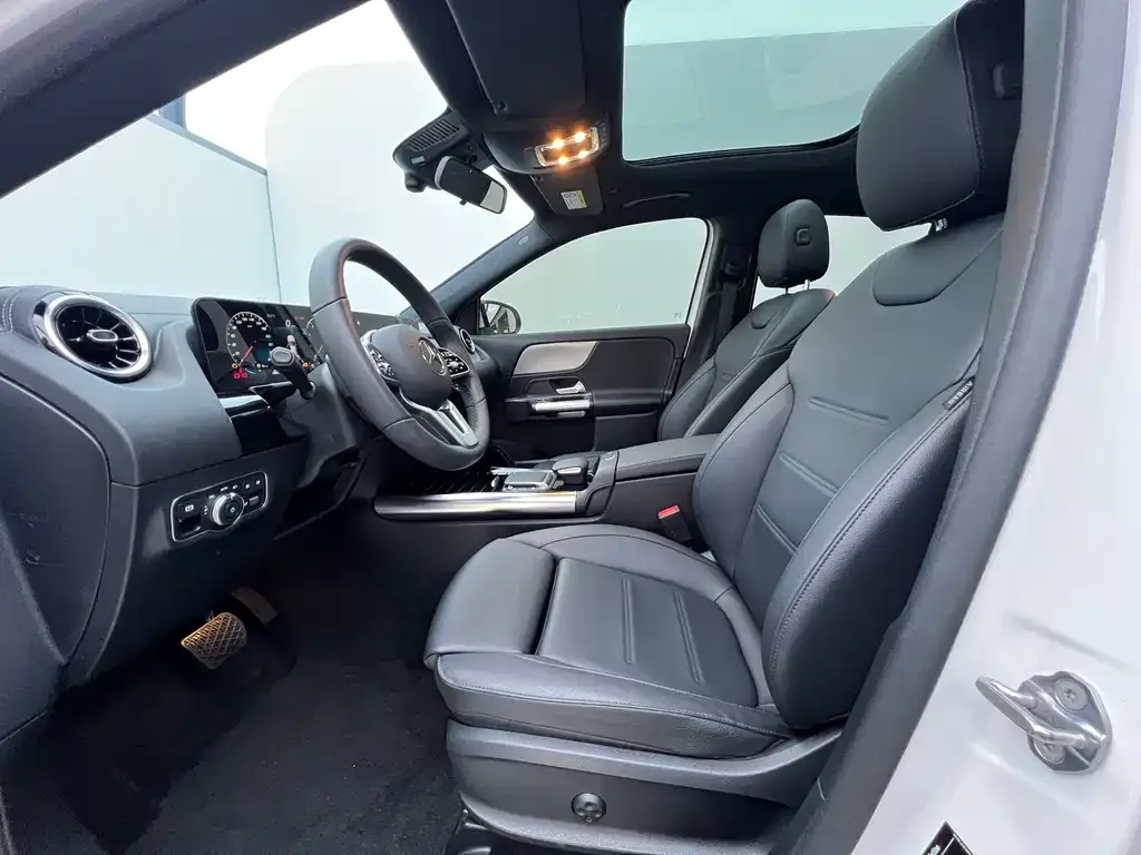 Mercedes-Benz GLA — фото 8