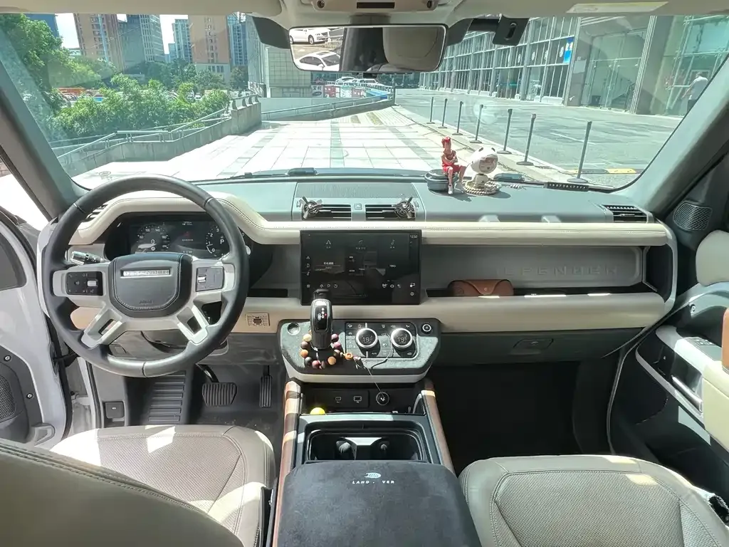 Land Rover Defender — фото 7