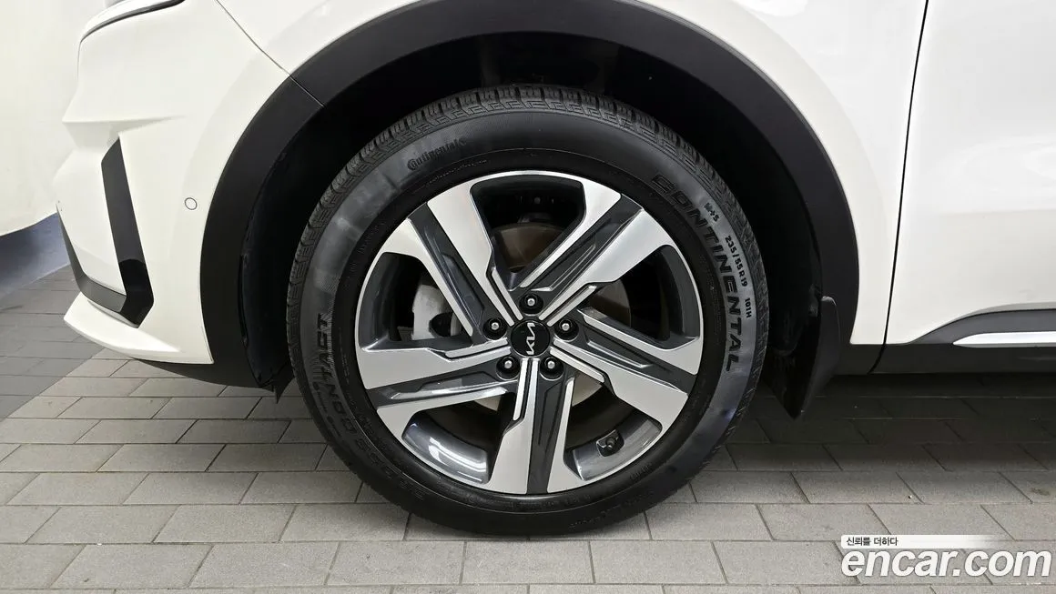 Kia Sorento — фото 5