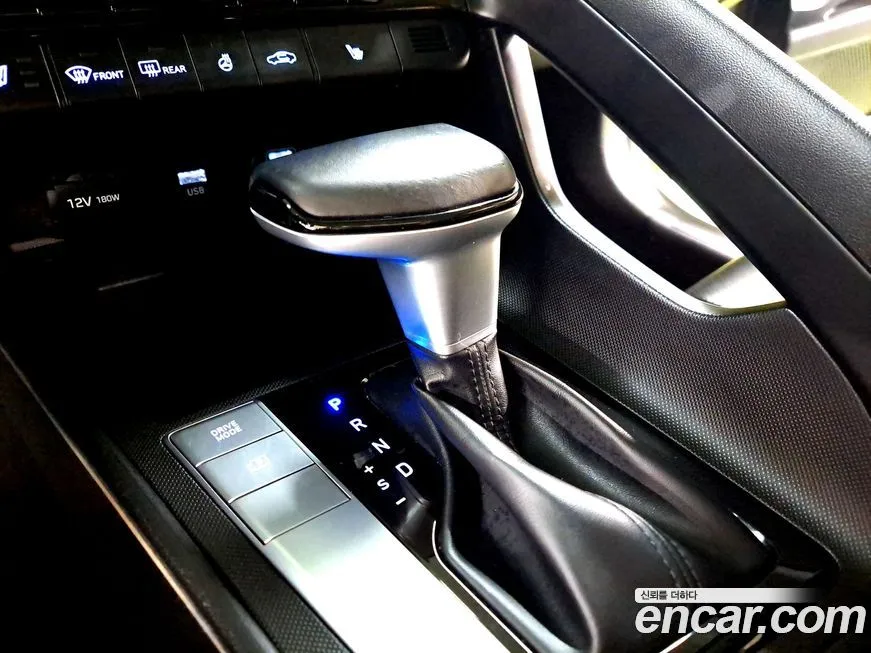 Hyundai AVANTE — фото 9