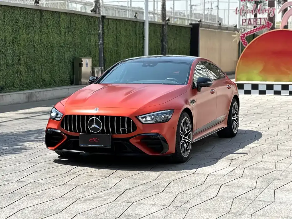 Mercedes-Benz AMG GT — фото 1