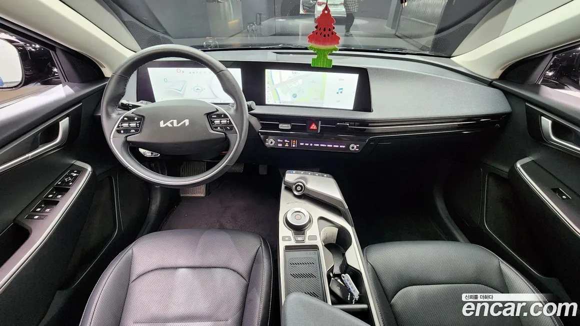Kia EV6 — фото 7