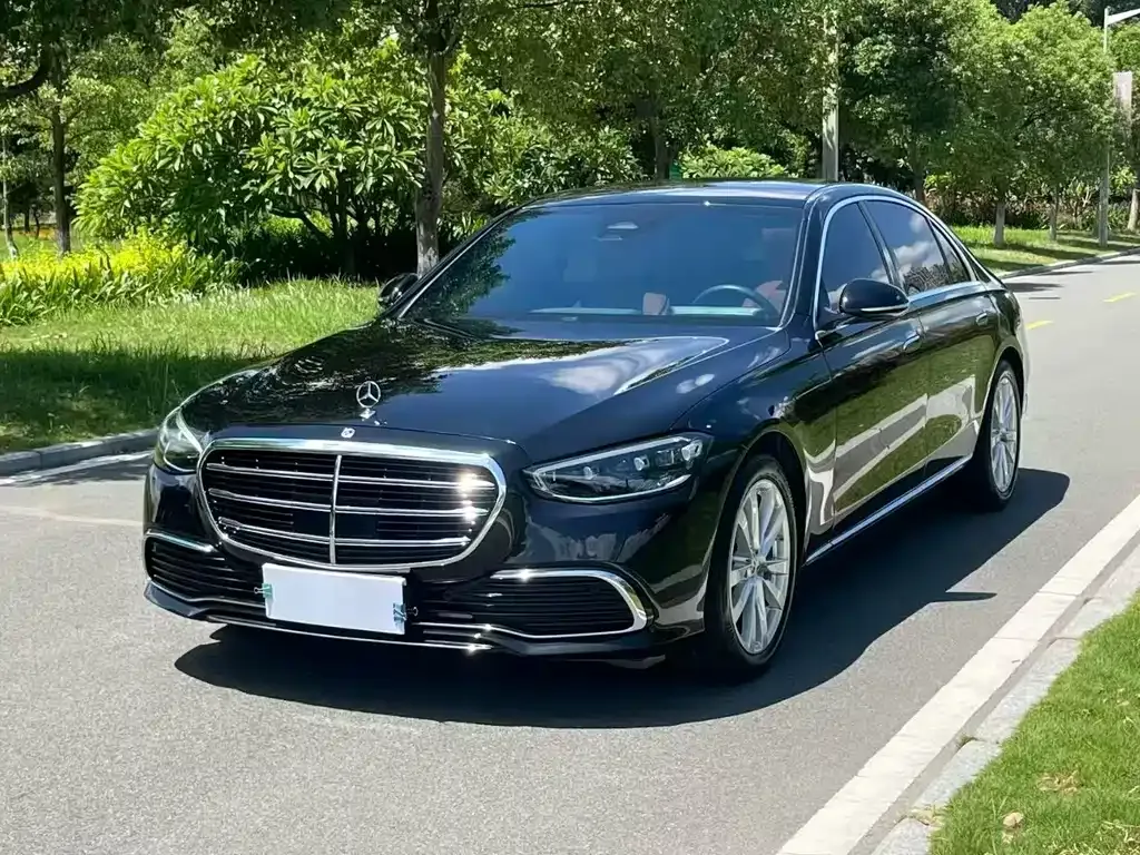 Mercedes-Benz S-Class — фото 1