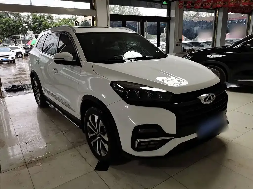 Chery Tiggo 8 — фото 4