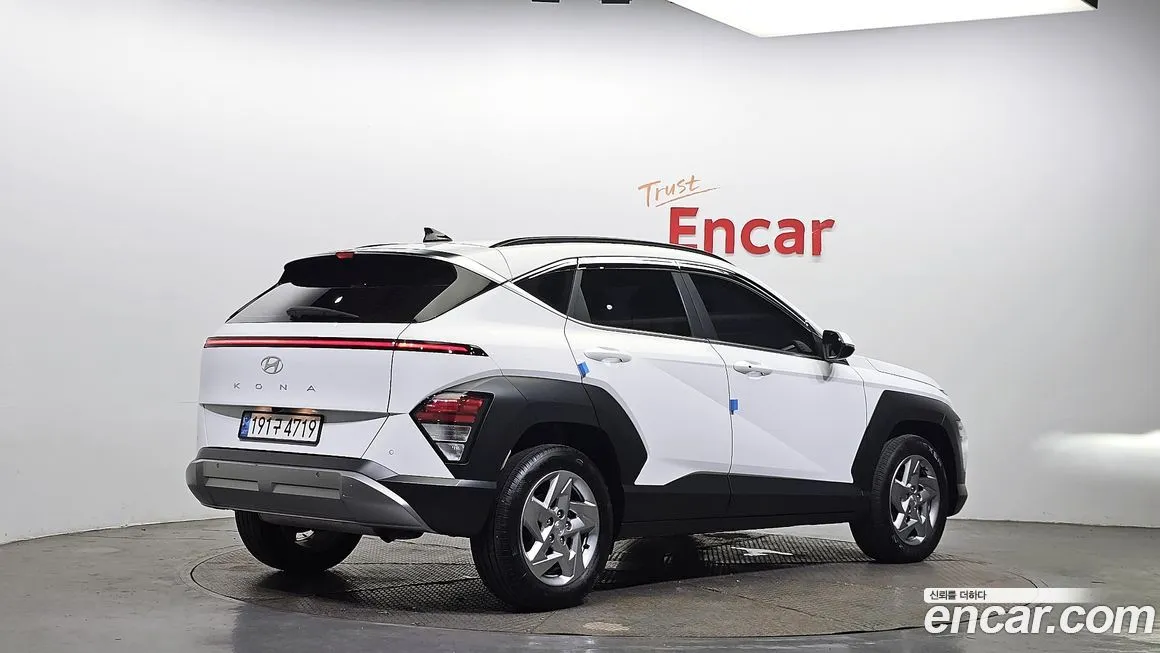 Hyundai Kona — фото 2