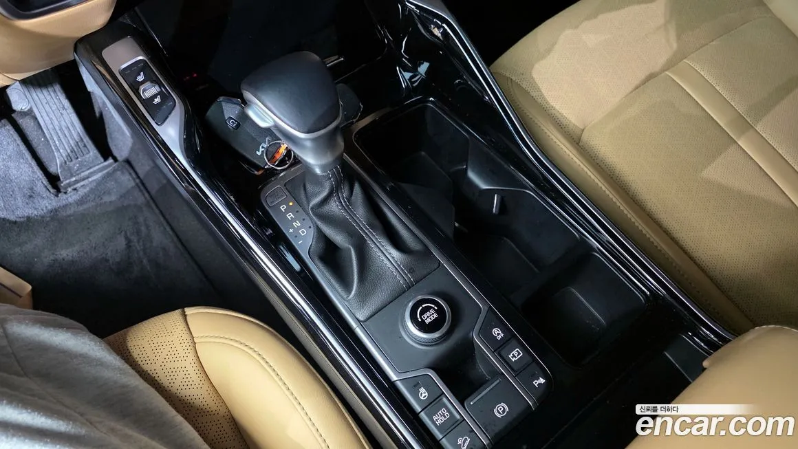 Kia Sorento — фото 9